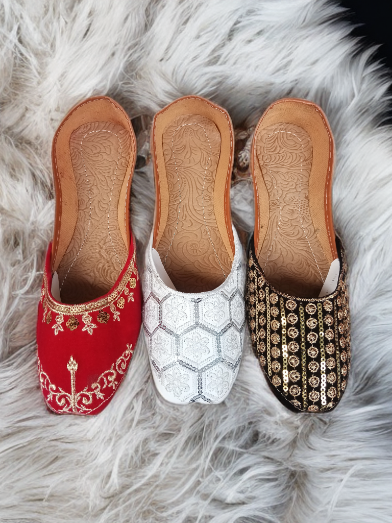 ONLY 6 SIZE [RED, WHITE, BLACK.]